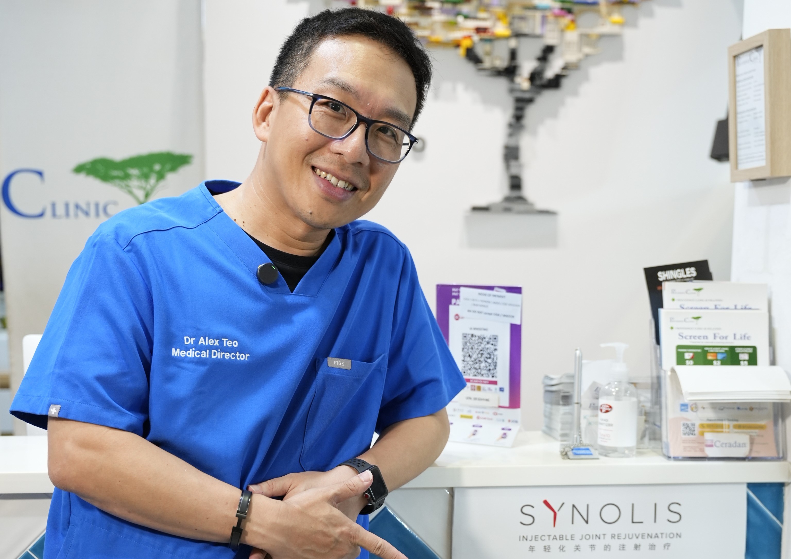 Patient on a video call with a doctor